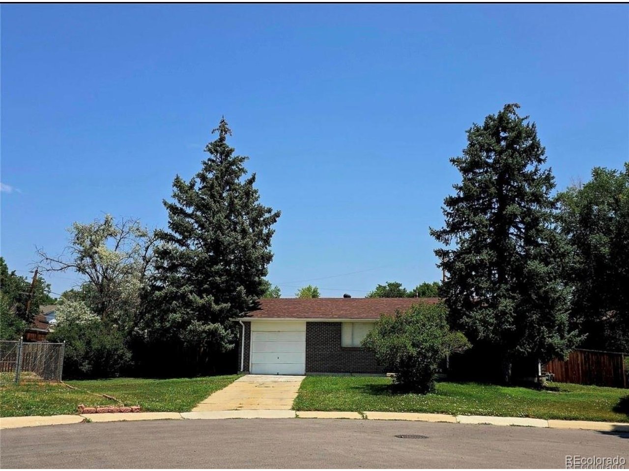 Stunning 4-bedroom, 2-bath residence located in Sherrelwood Estates. The property features a driveway that faces south,eliminating the risk of slipping while walking outside. The upper level comprises 2 bedrooms and 1 full bathroom, whilethe basement contains 2 additional bedrooms along with another full bathroom. The home sits on just under a quarter acreof land. What possibilities await with all this space? The roof comes with a 5-year certification, which will be providedupon the purchase of the property. The interior and exterior have been completely updated, including a new sewer line, anew water heater, a new furnace, and a redesigned kitchen that offers ample cabinet space along with Calacatta quartzcountertops and a backsplash featuring waterfalls! New windows have been installed to enhance comfort within the home,complemented by laminate flooring throughout. The bathrooms have been fully renovated, showcasing luxurious tiles thatextend from the tub to the ceiling, along with new toilets and vanities. The home has been freshly painted both inside andout. The garage has been upgraded with a new insulated door and new concrete flooring. The backyard offers abundantspace, providing plenty of room for your imagination. The kitchen is equipped with a hood that vents outside. The twobasement bedrooms are conforming.