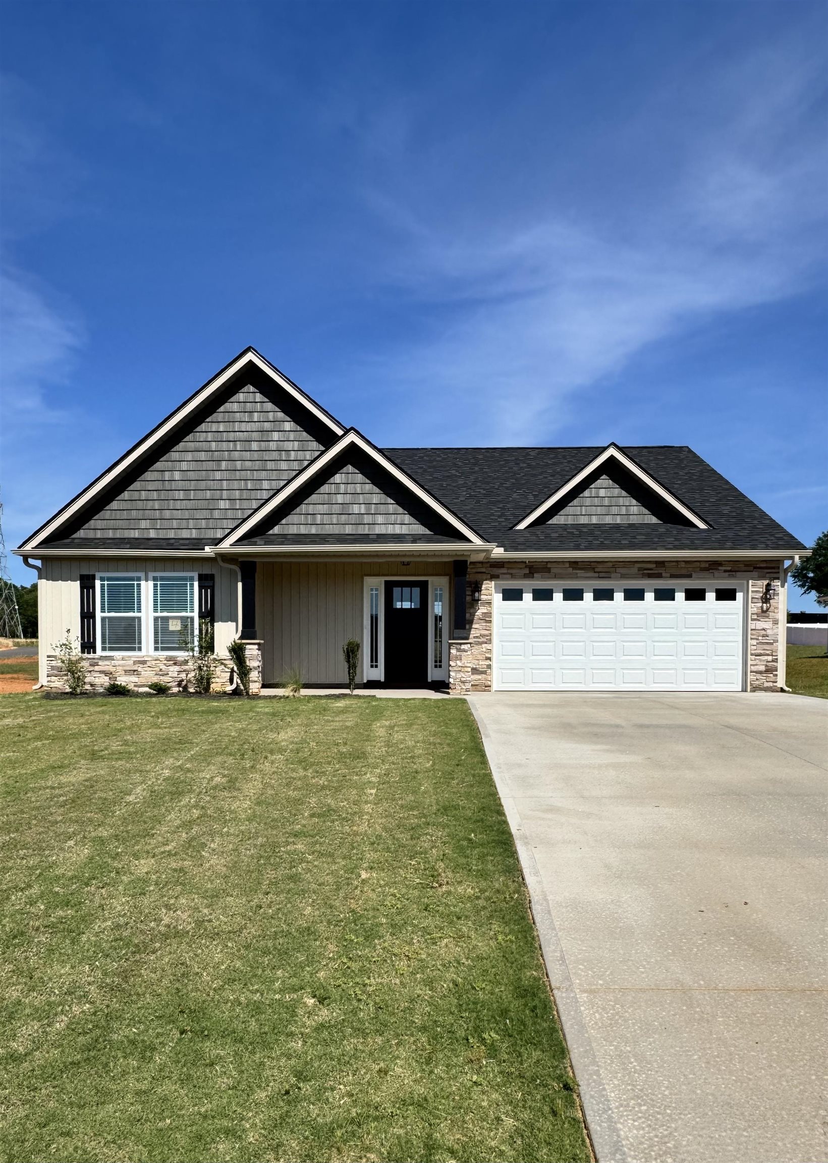 120 Crooked Tree Drive listing photo
