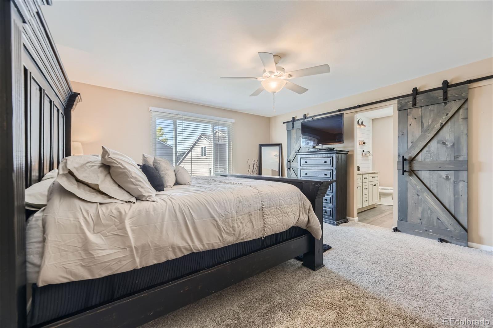 4892 Collinsville Place