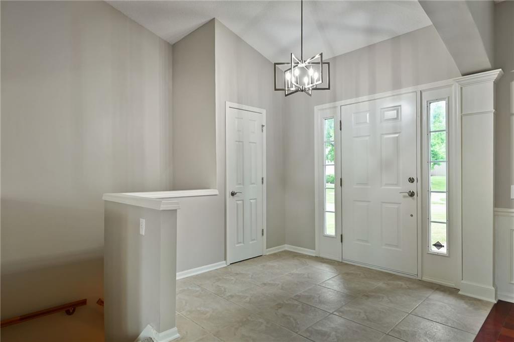 9201 N Charlotte Court