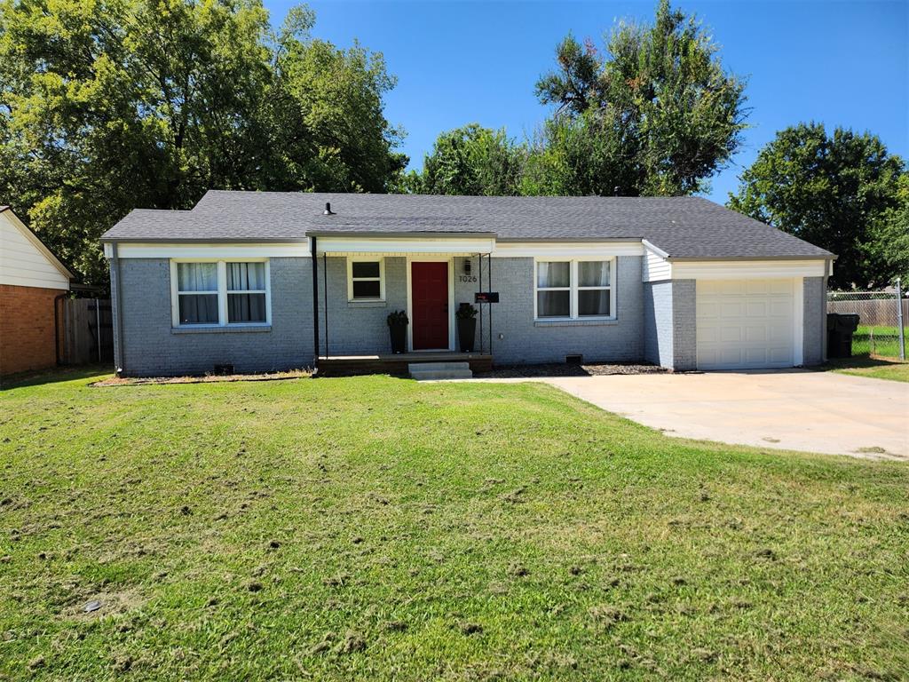Beautiful 3 bed, 1 bath home for rent. This home has been updated throughout, one car garage with a bonus area, and a big backyard. This property is close to OU and minutes away from restaurants and shops.