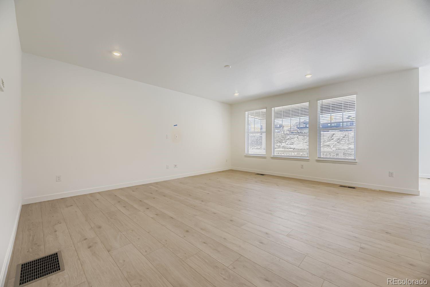 12710 W Glasgow Place