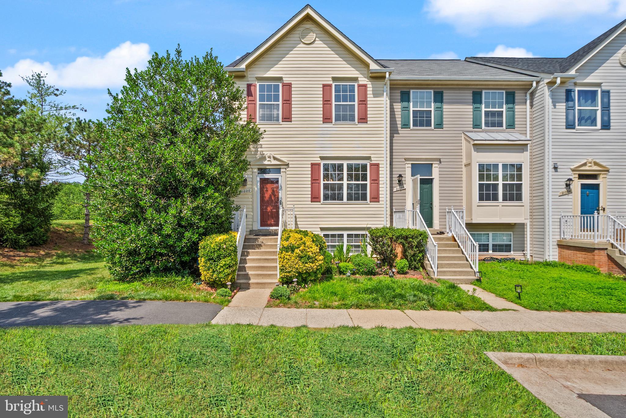 Please submit all Offers by the due date: July 14th at 8PMBeautiful end-unit townhouse in the highly desirable Ashburn Village community featuring 4 bedrooms, 3 full bathrooms, and 1 half bathroom. This home offers stunning lake views from the spacious rear deck, making it perfect for relaxing, entertaining, or enjoying peaceful mornings outdoors. The property has been freshly painted throughout and includes brand-new flooring, renovated bathrooms, and an updated kitchen with granite countertops, upgraded appliances, and vinyl siding.The walk-out finished basement includes a bedroom and full bathroom, providing excellent flexibility for guests, a home office, or additional living space. Conveniently located near shopping, schools, Ashburn Village amenities, walking trails, and the famous W&OD Trail—perfect for long walks, runs, and bike rides. Assigned parking included; no garage.