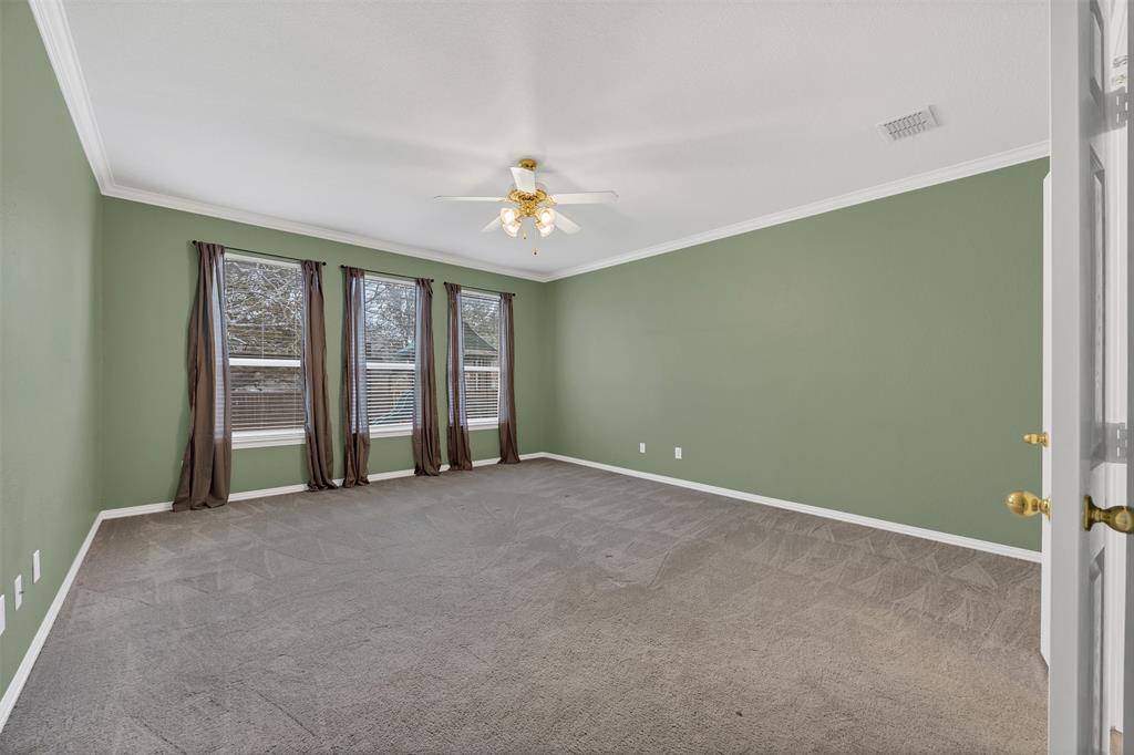 9909 Oakmont Court