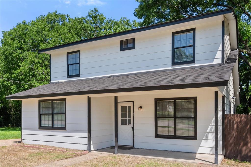 1312 E Collin
