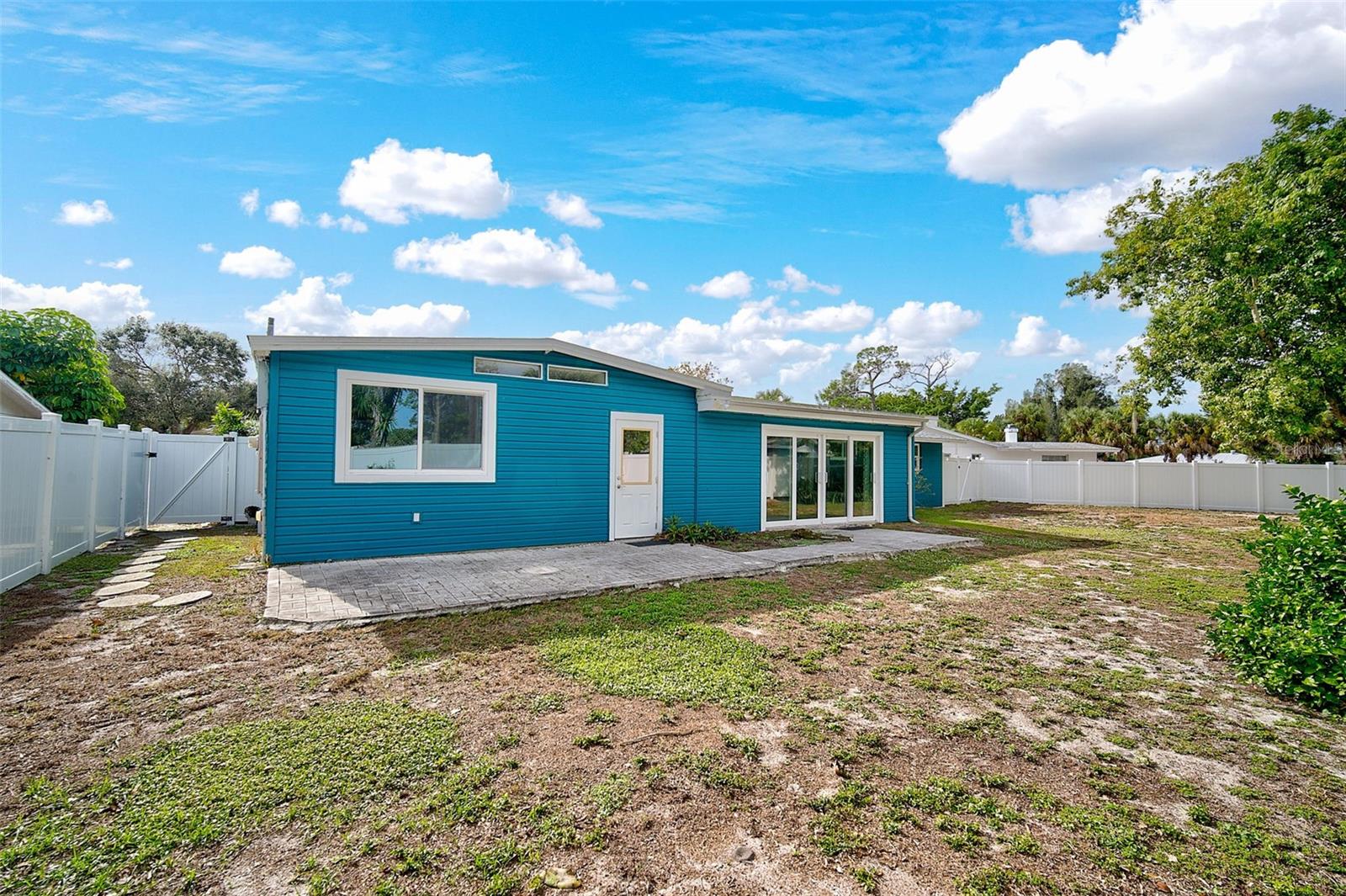 6426 Colonial Drive