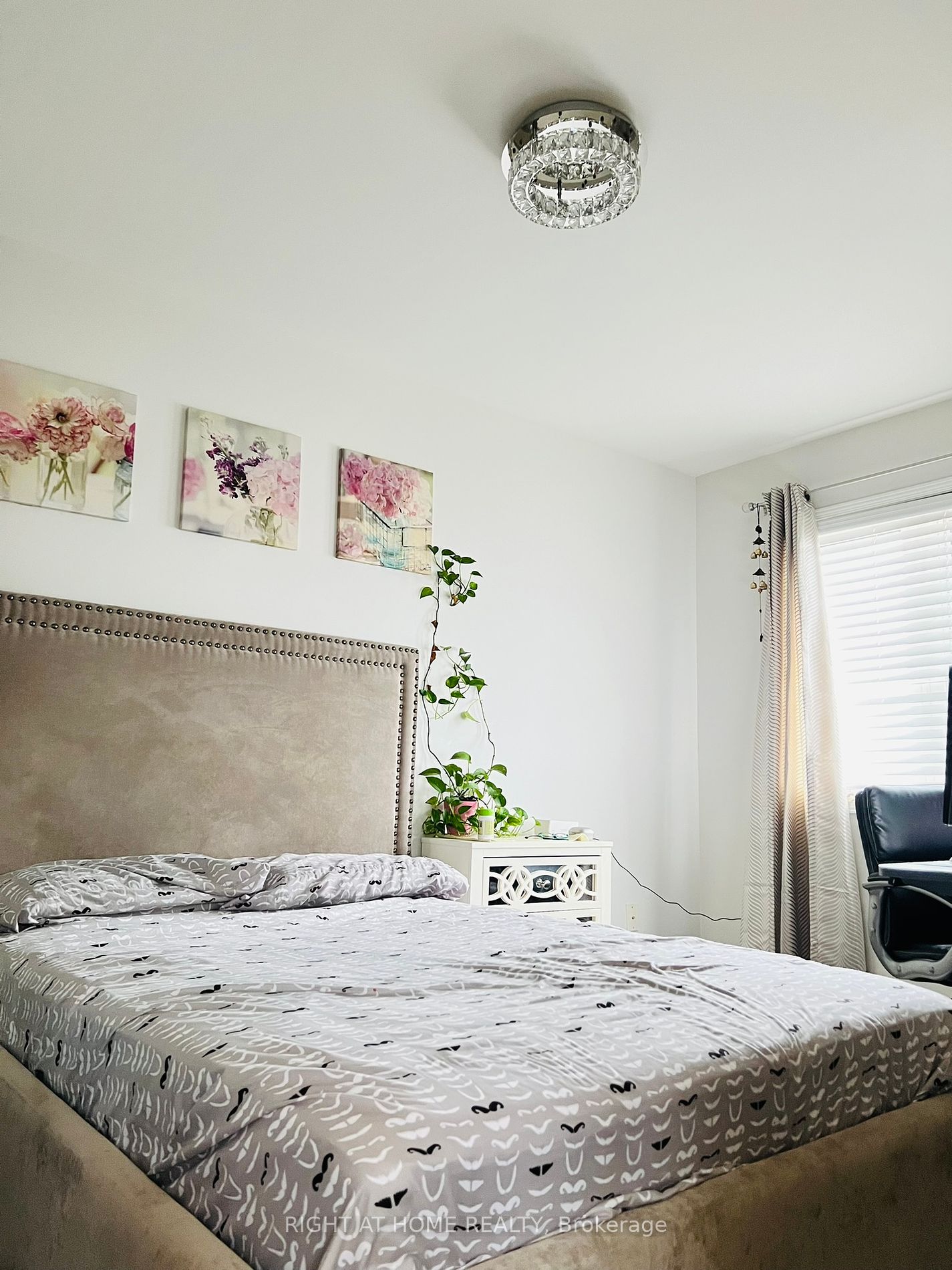 5255 Guildwood Way 48