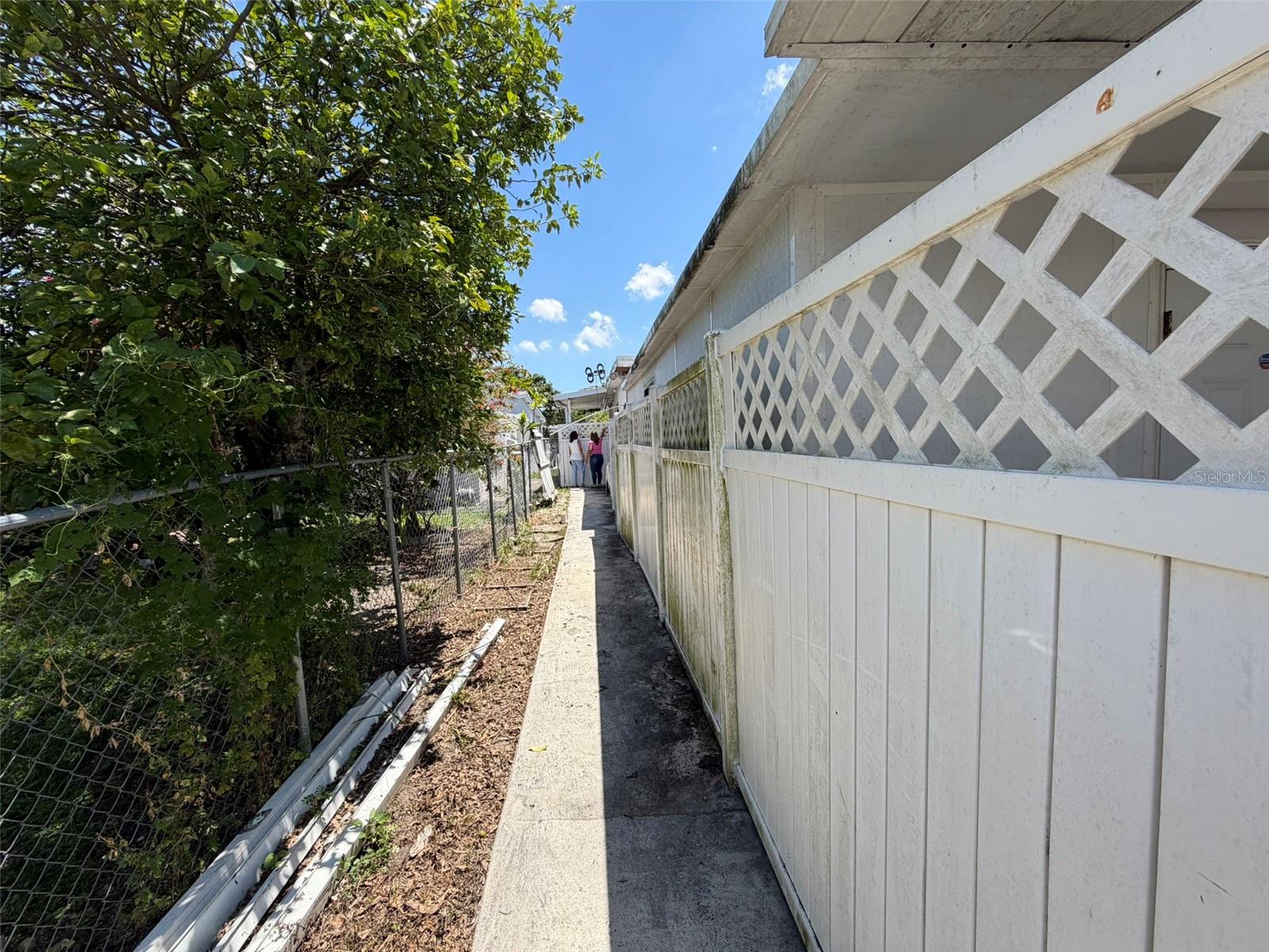 131 E 39th Street