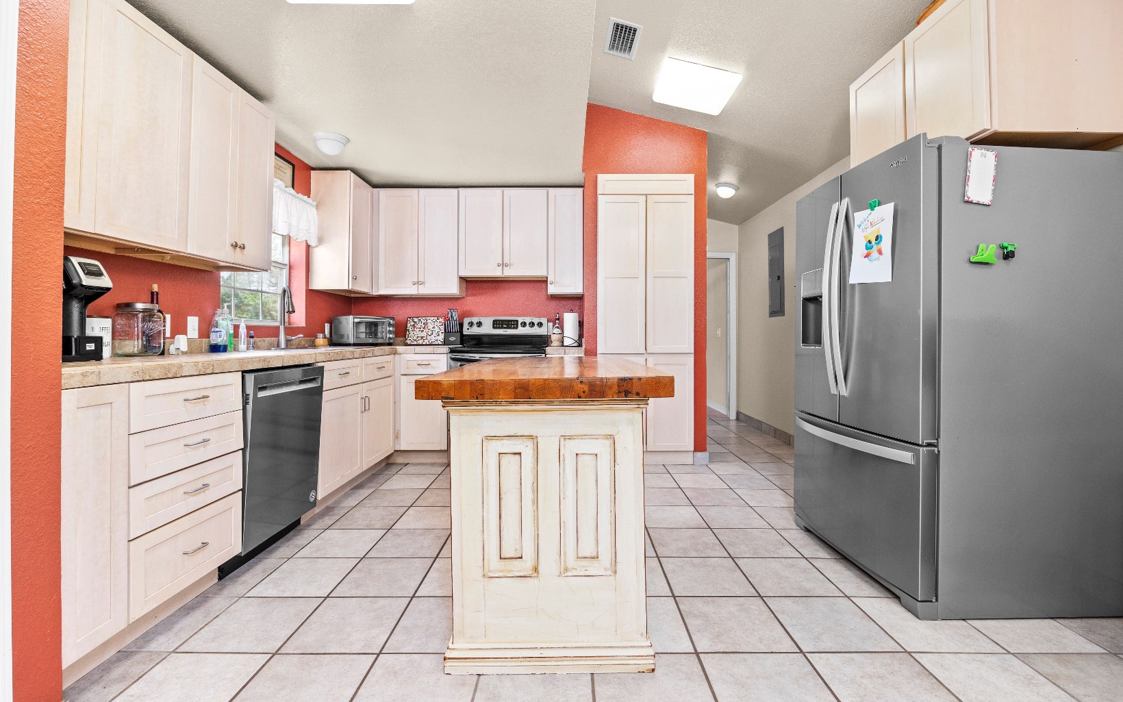 939 NW Banta Acres Rd