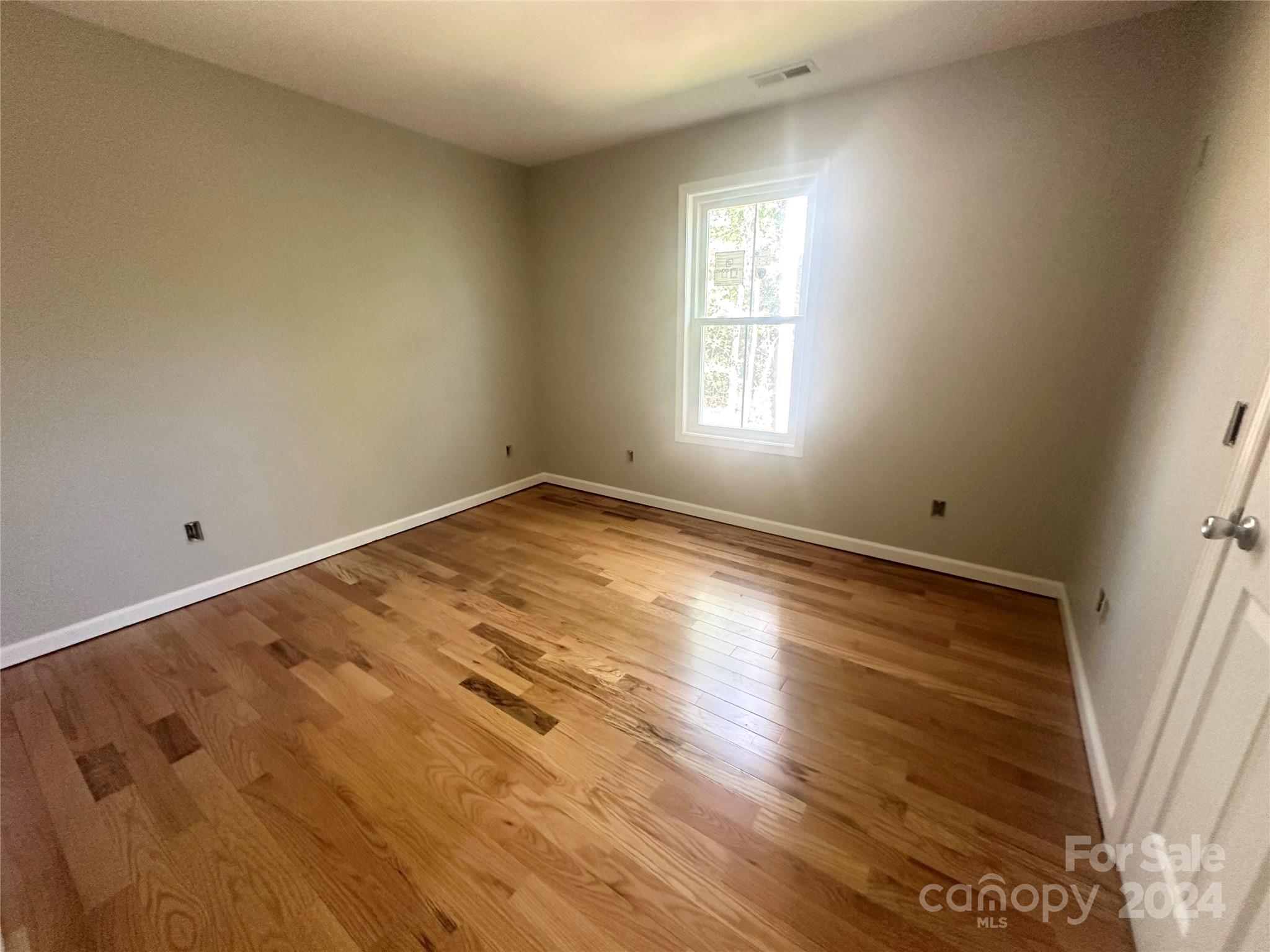 132 Buck Shoals Circle