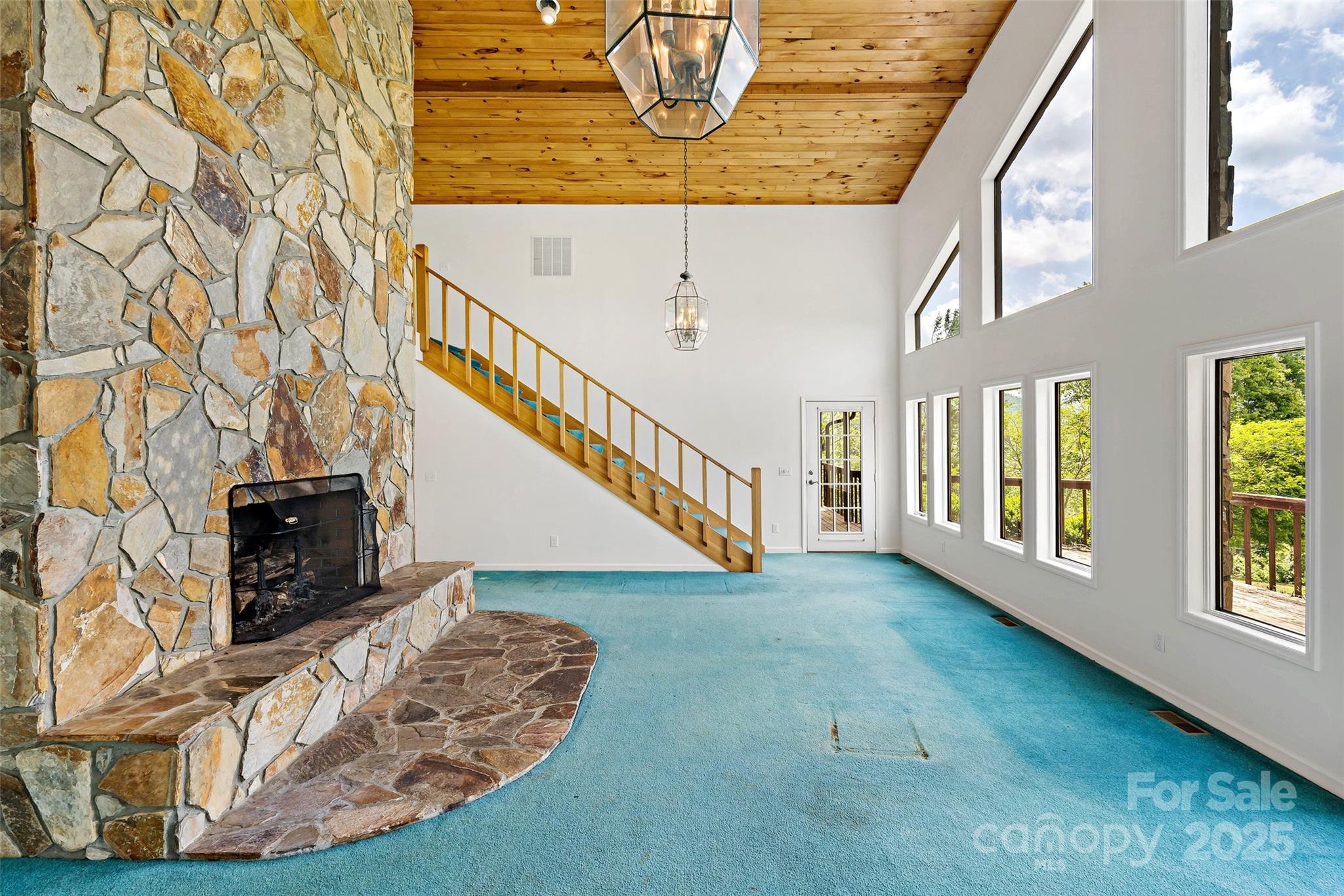 389 Orchard Road