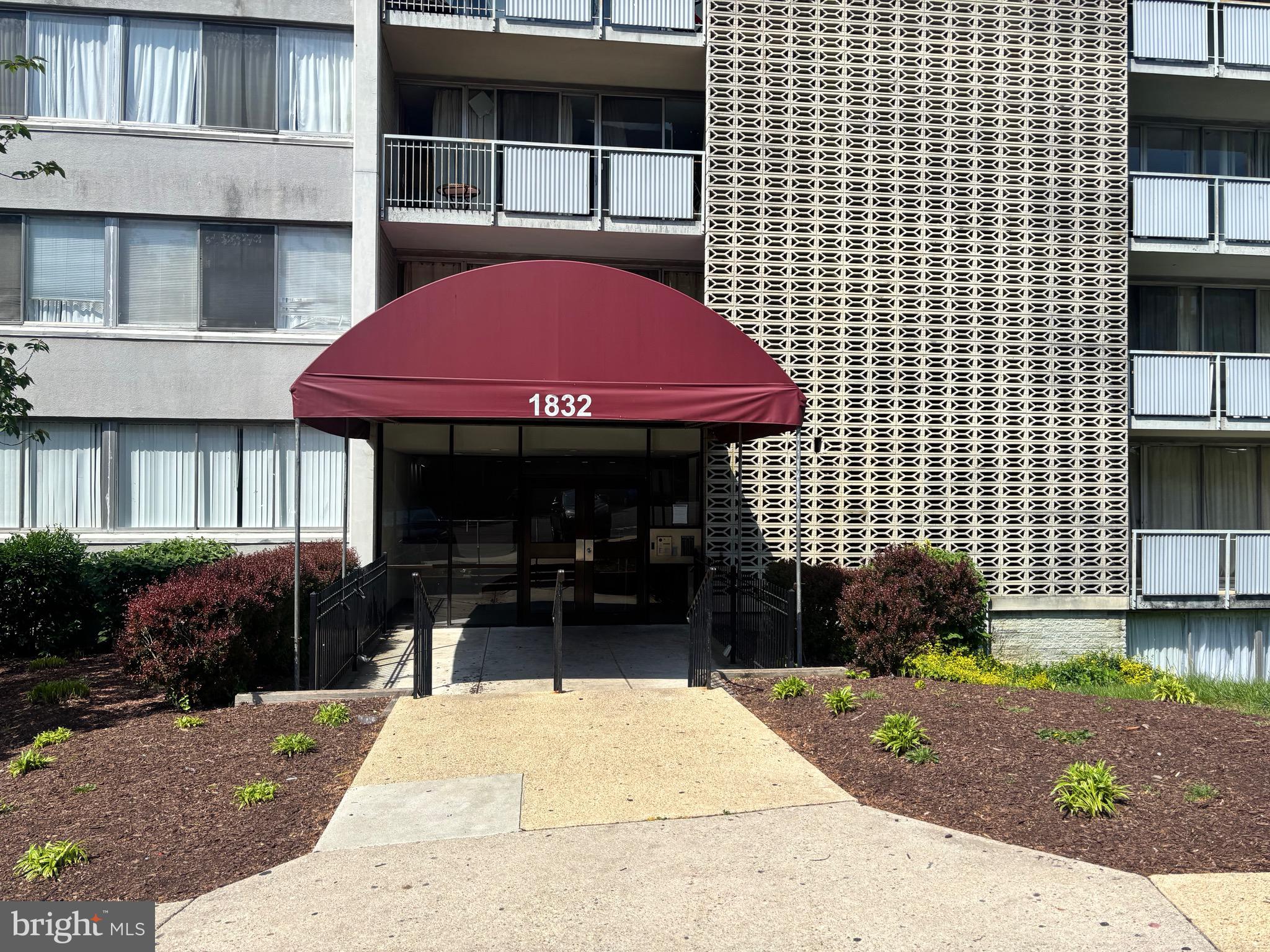 1832 Metzerott Road 403