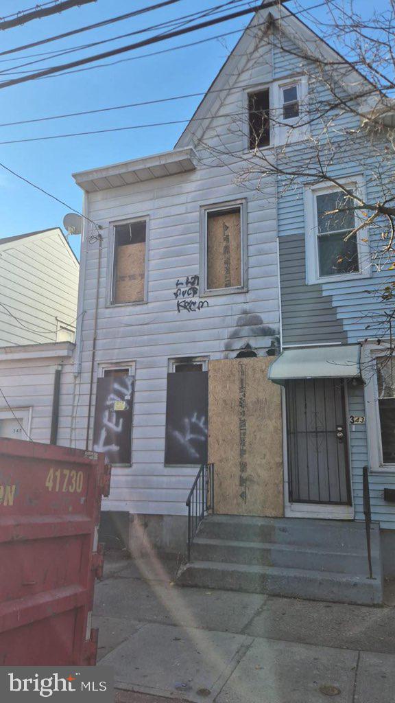 345 Genesee St  