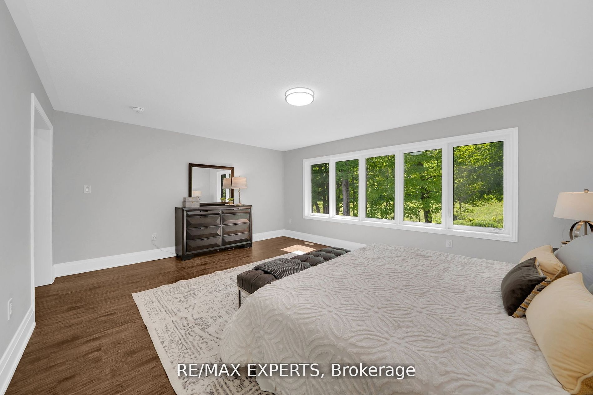131 Highlands Blvd