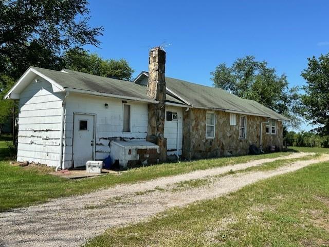 12074 S 1600 Road