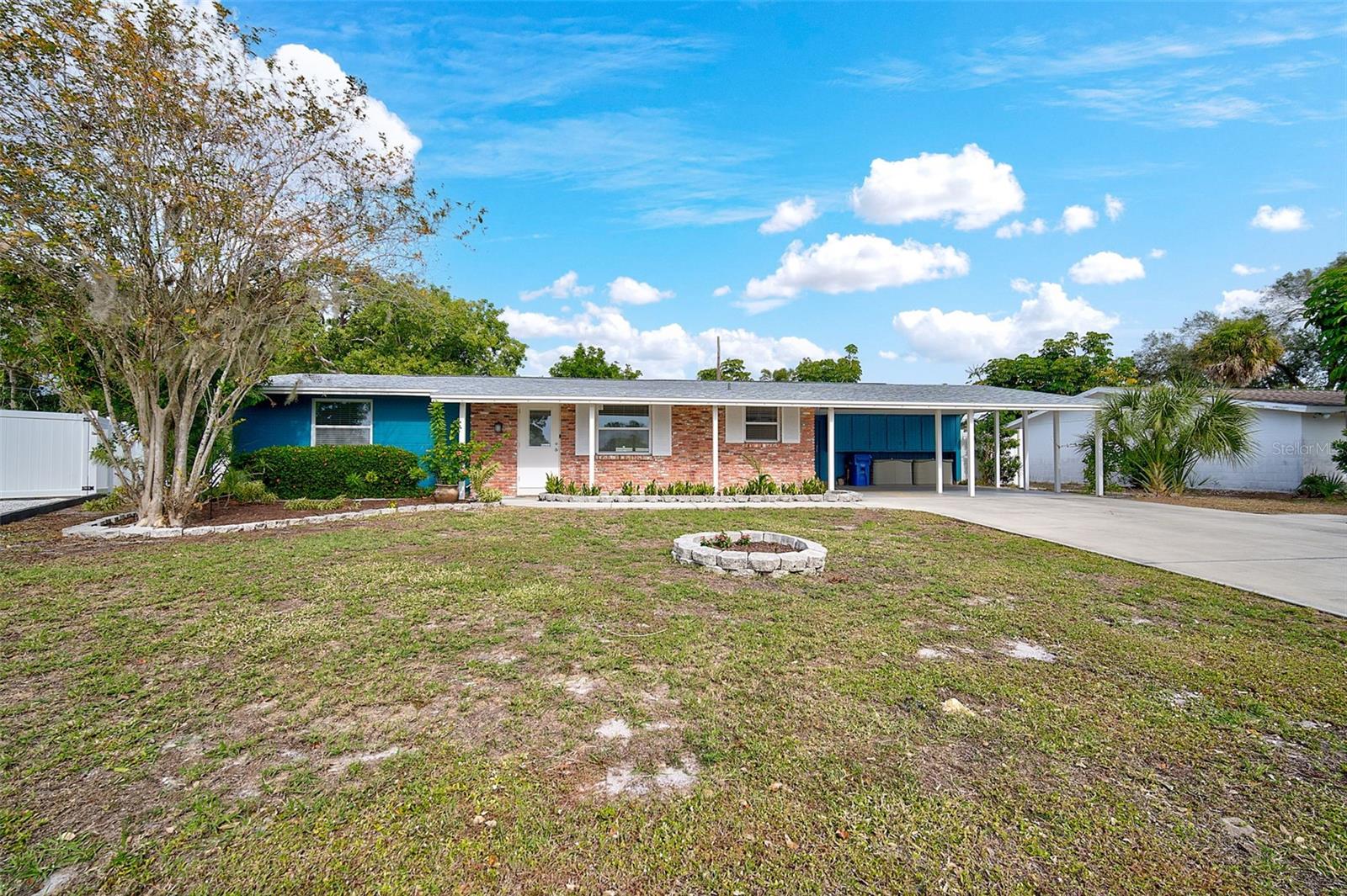 6426 Colonial Drive