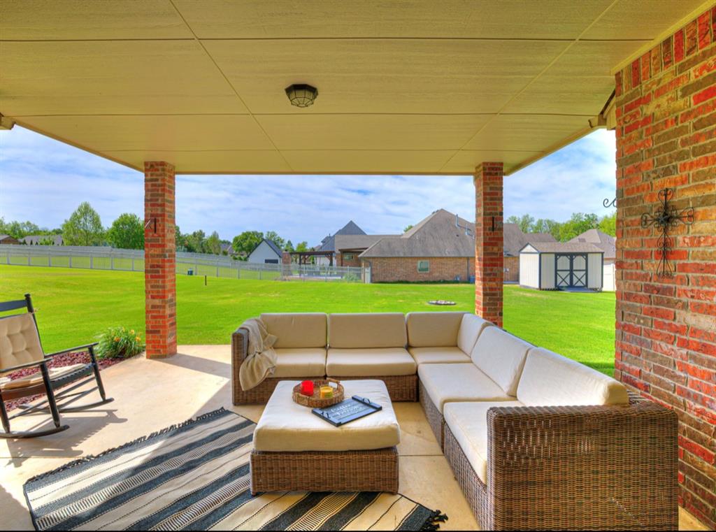 2713 Old Towne Trail