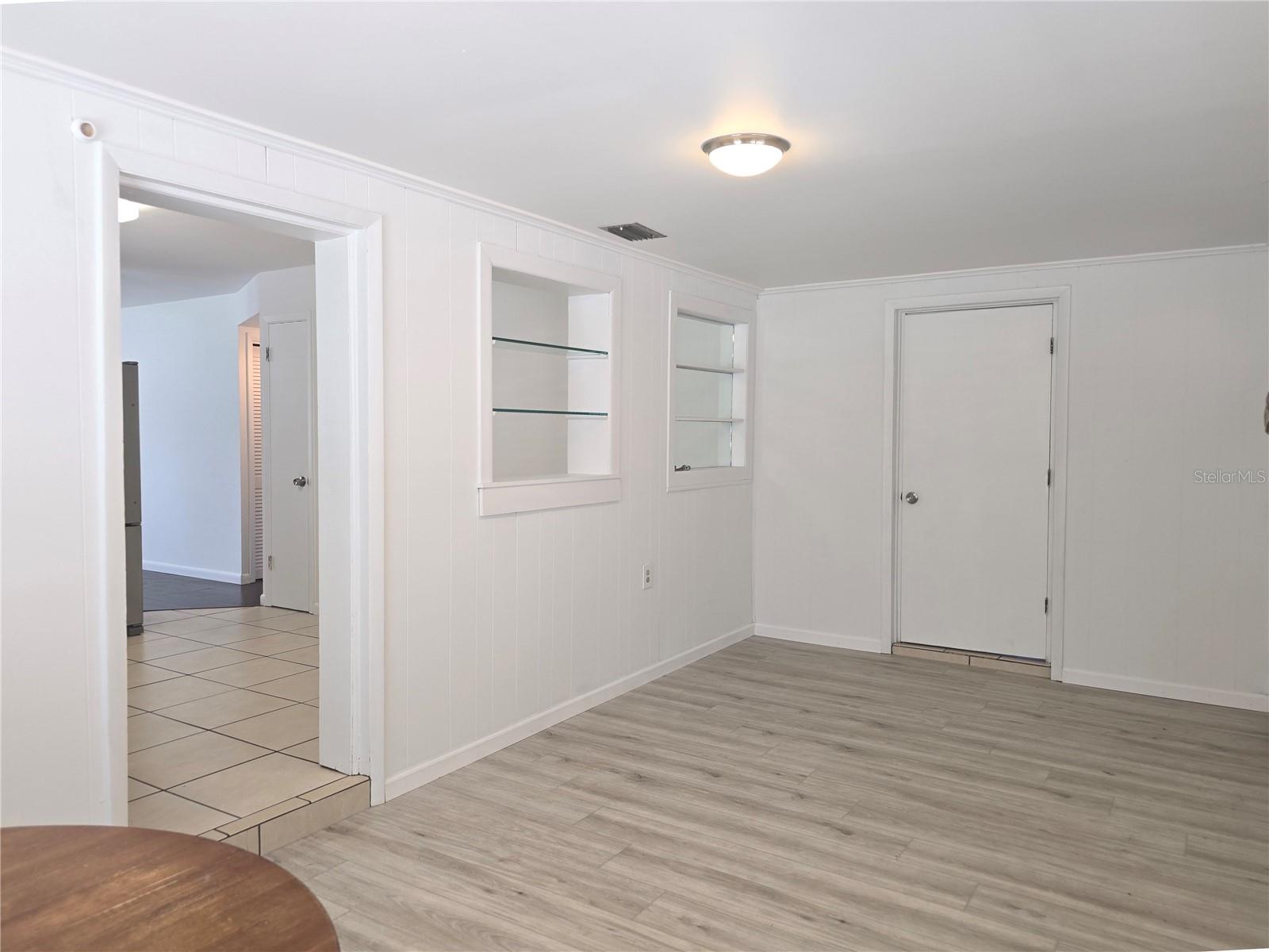 3312 W Saint Conrad Street