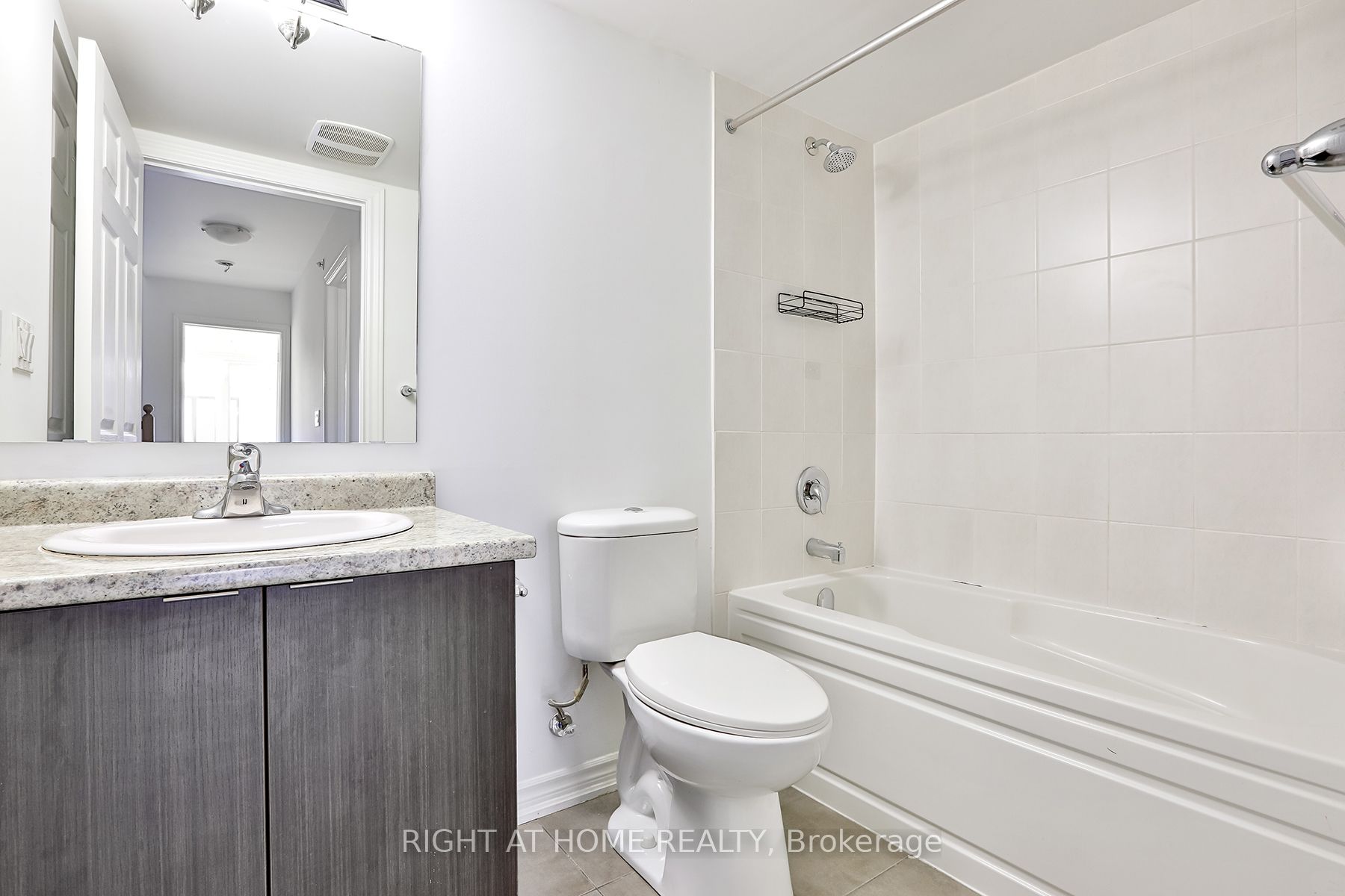 20 Carnation Ave 51