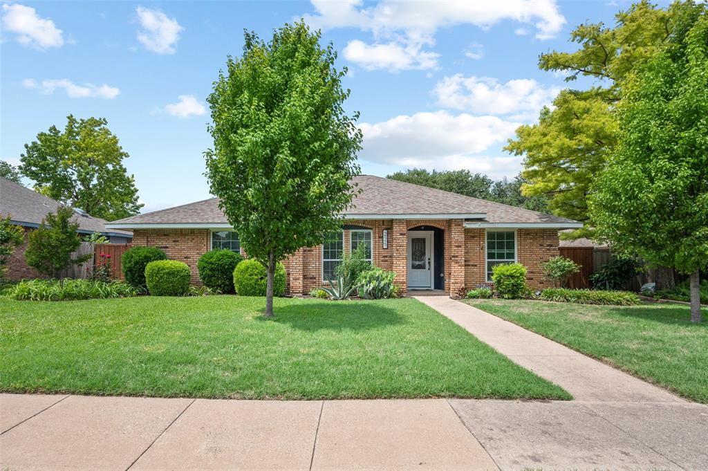 225 Kingsbridge Drive