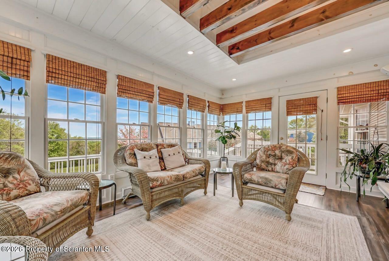 15 Longview Terrace