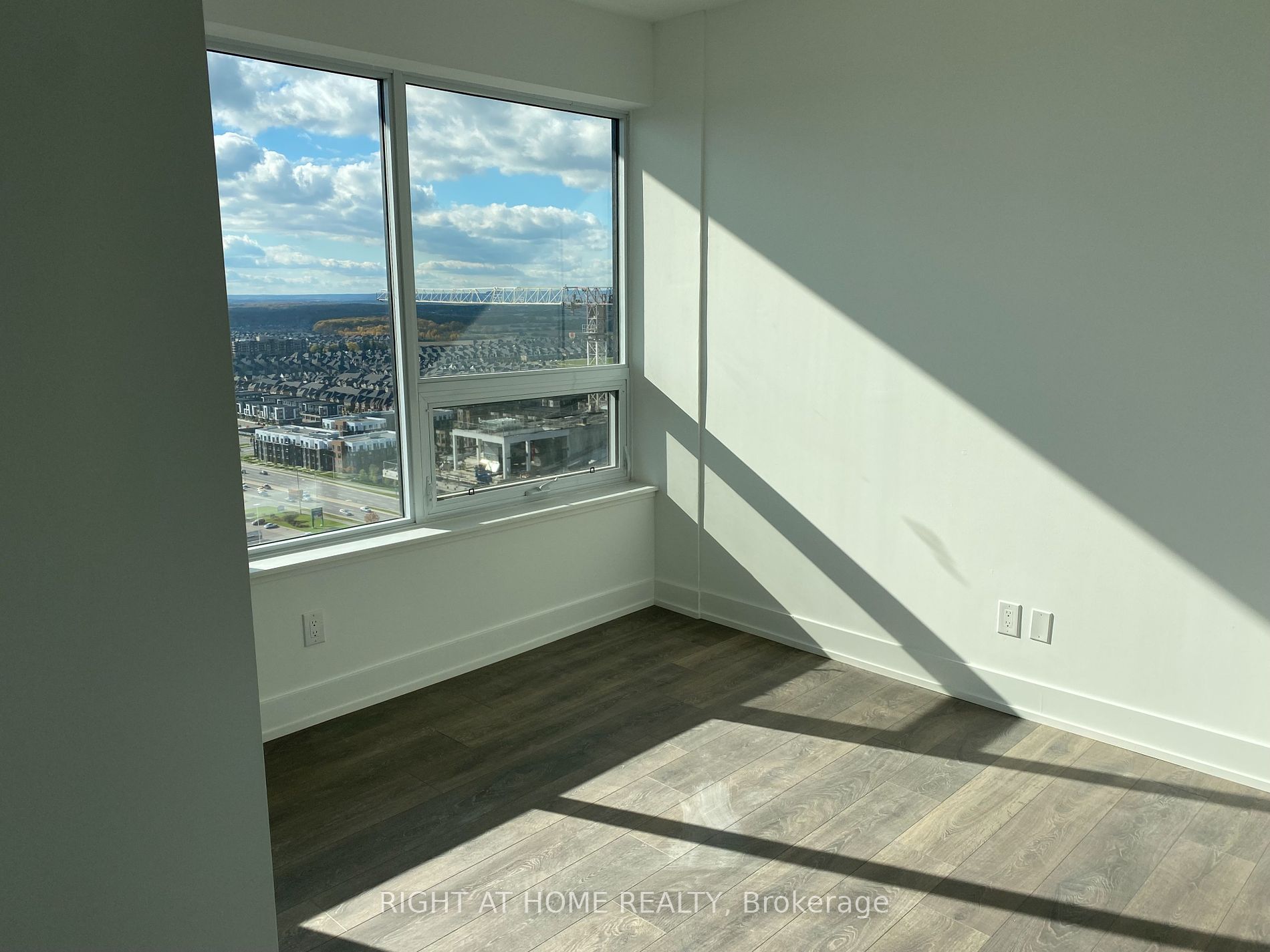 297 Oak Walk Dr 2503