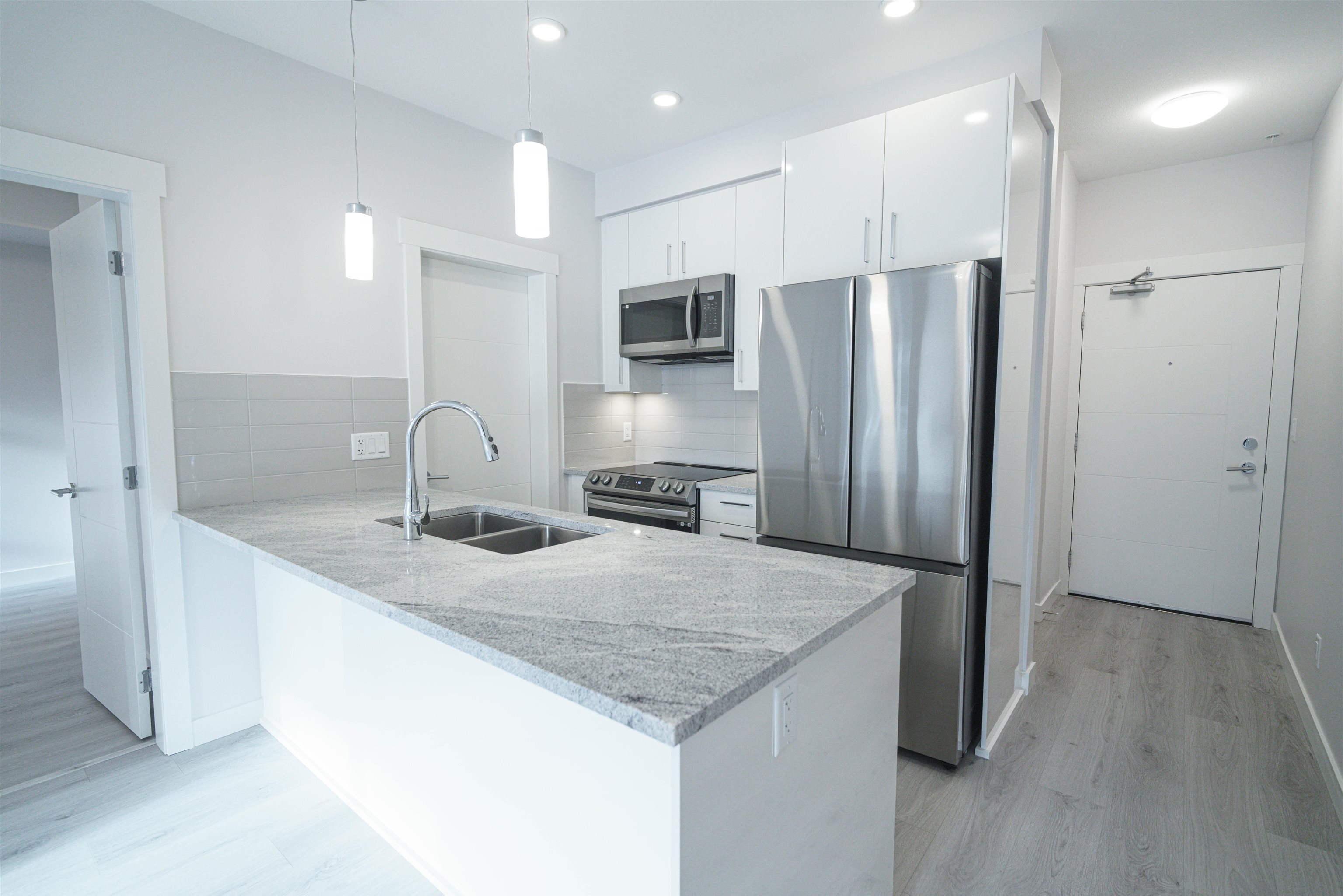 32690 14th Avenue 225