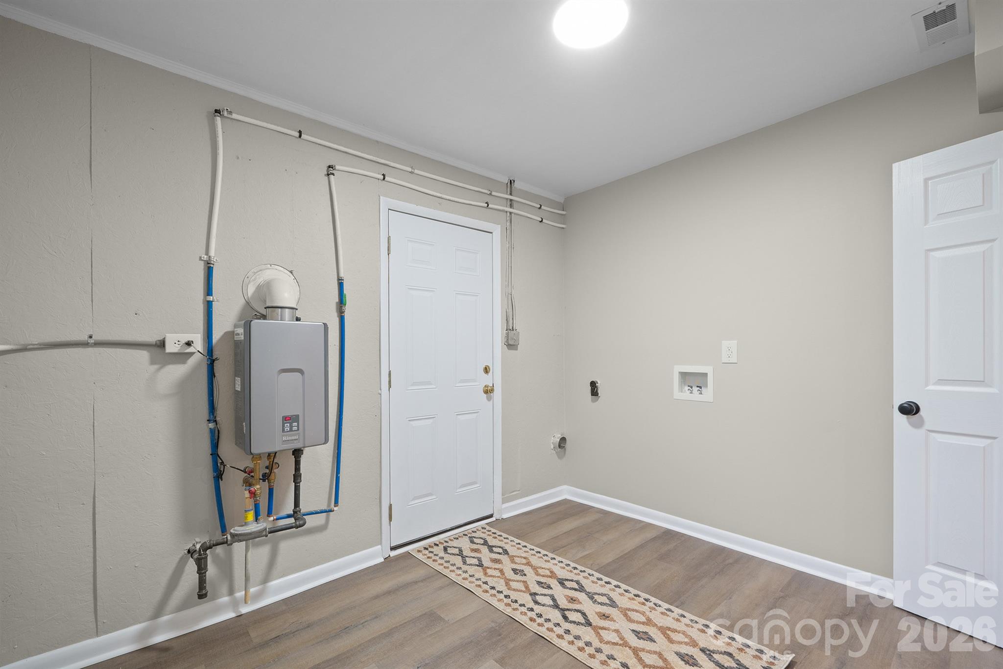 8928 Singingpine Road