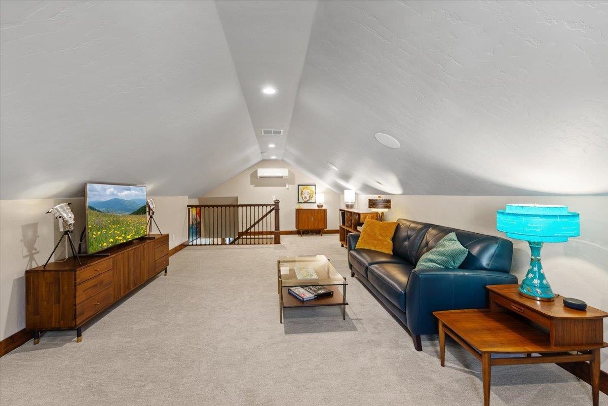 13106 E Copper River Ln