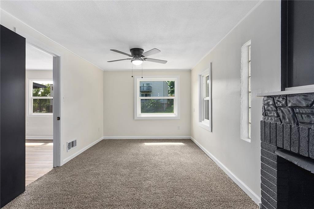 3705 N Walrond Avenue