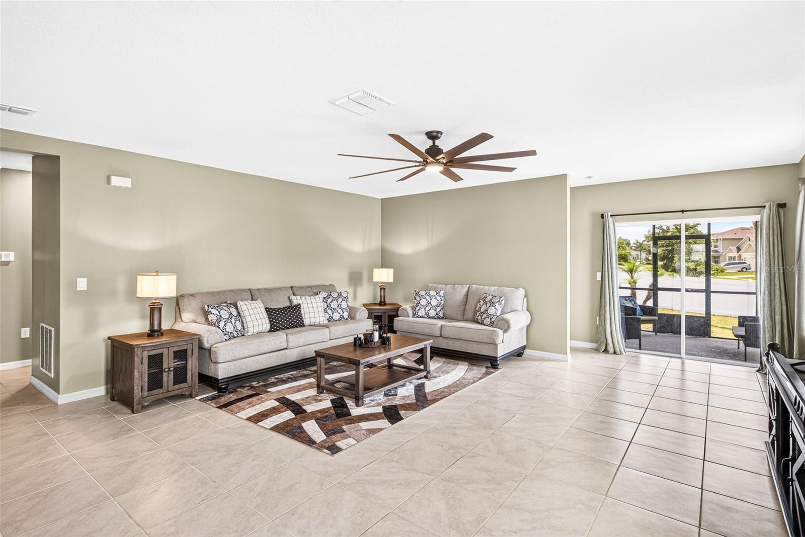 Property View 10