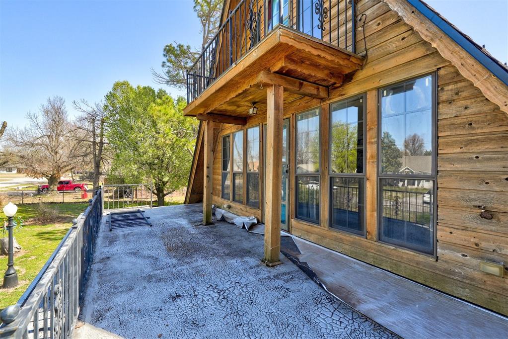 308 W Harper