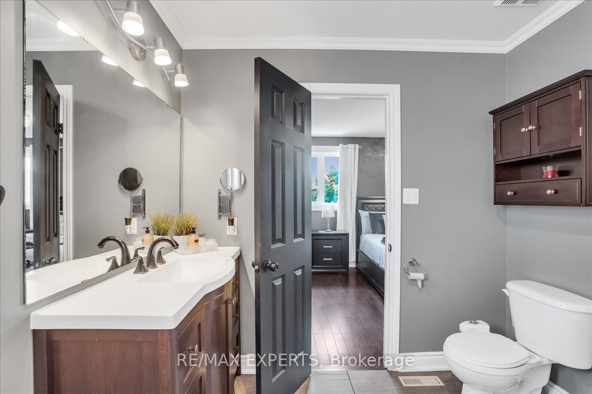 78 Joseph Cres