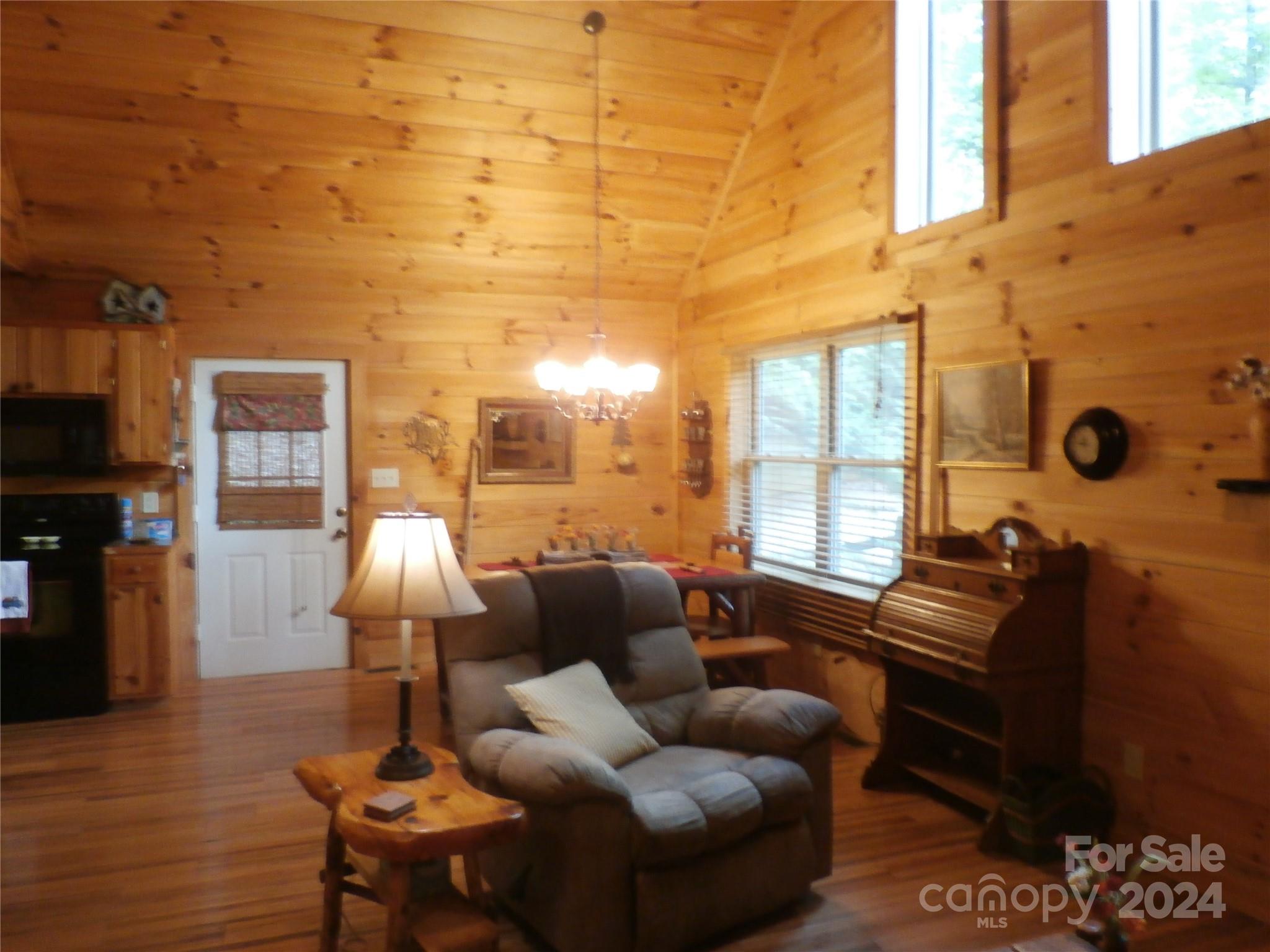 303 Laurel Ridge Drive