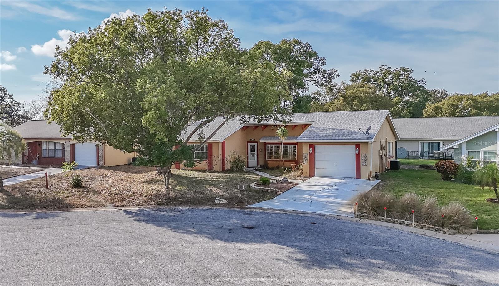 Charming 2-bedroom, 2-bathroom ranch style home located in desirable Beacon Woods. This community offers a golf course, clubhouse, racquetball court, tennis court and pool. Recently replaced roof, split bedroom plan, formal dining room as well as a large eat in area in the kitchen. Large, screened lanai, cul de sac. Offering true single-level living, this home provides a spacious, open layout and is ready for you to move in and start enjoying life. Its classic ranch architecture ensures ease of maintenance and timeless curb appeal. Close to interstate, under 30 minutes to airport and close to shopping, dining, and entertainment. Priced to sell quickly.