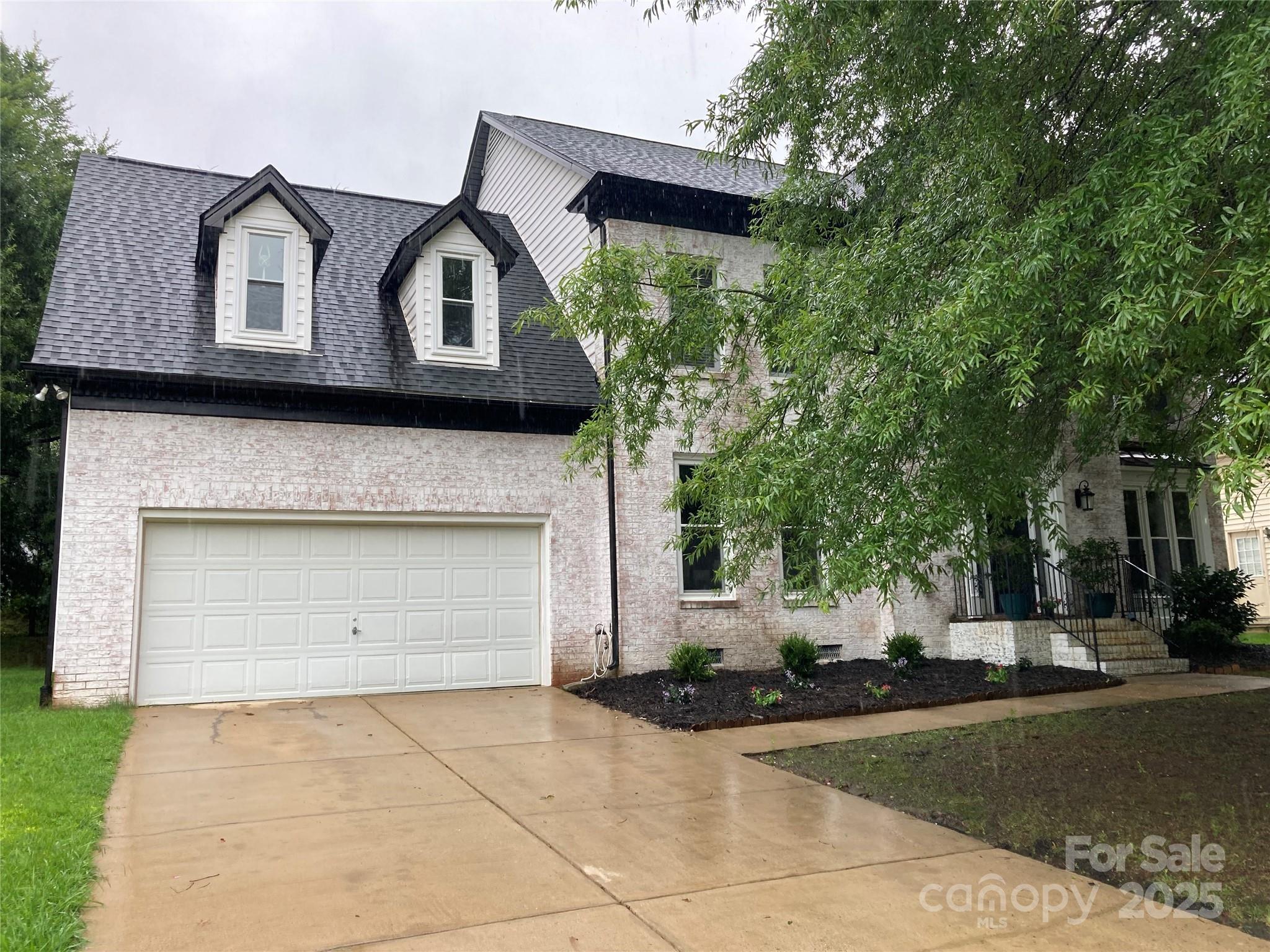 11823 Sir Francis Drake Drive