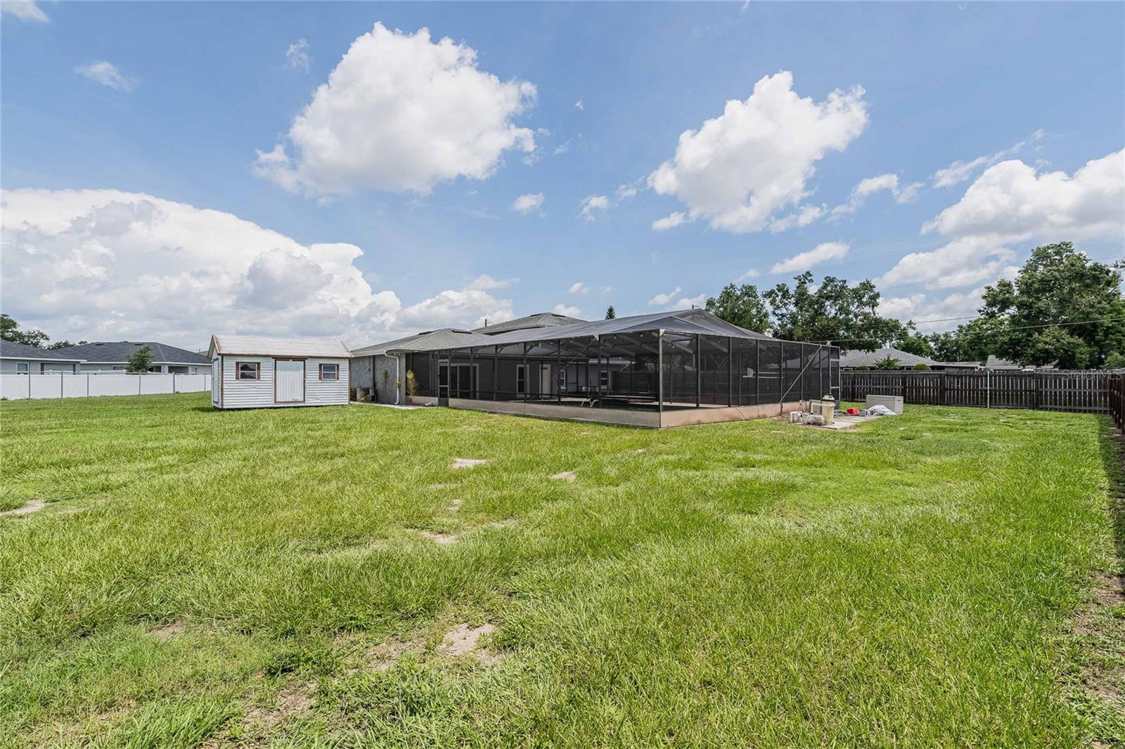 252 W Brookins Avenue