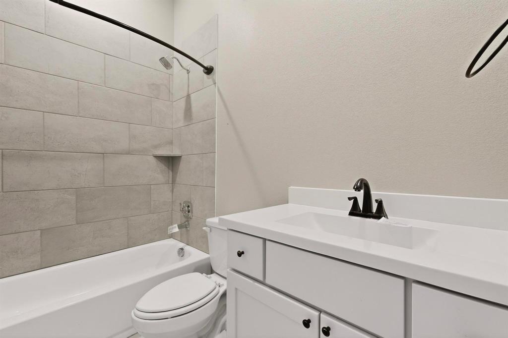 1415 Misty Pasture Way