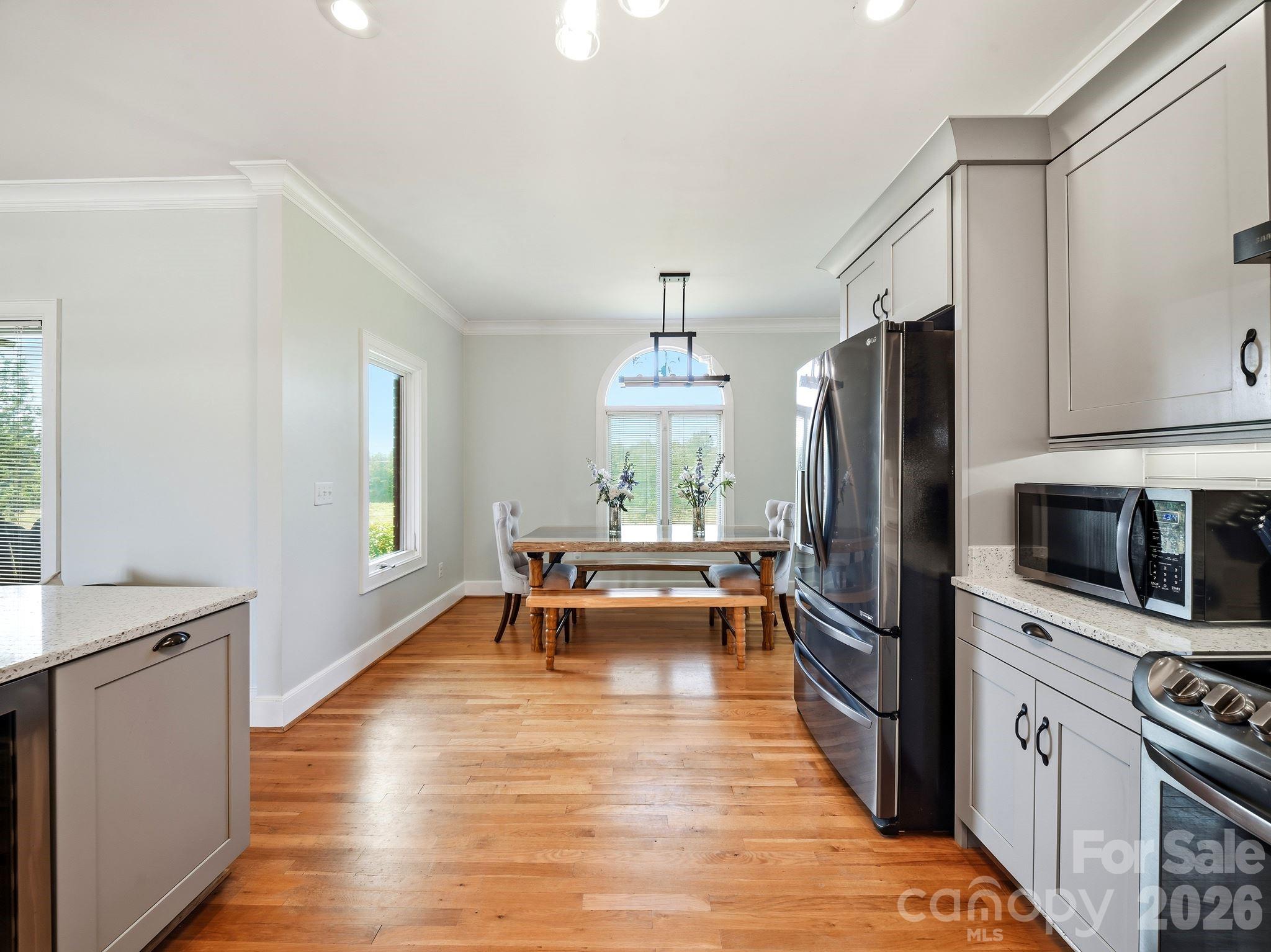 2950 Pearidge Road