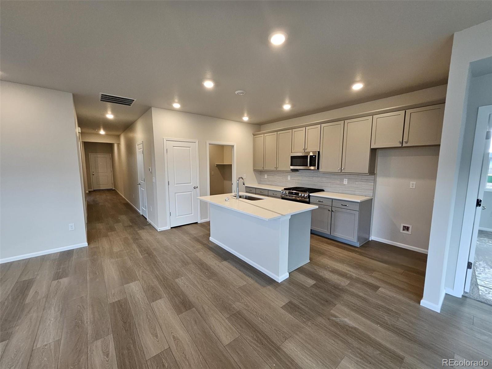 6041 Caribou Drive