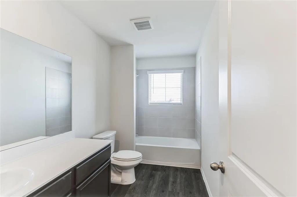 3124 Sweetwater Way