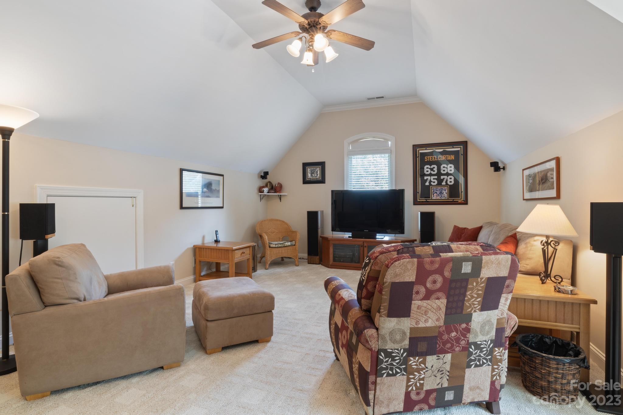 8884 Beach Bluff Court