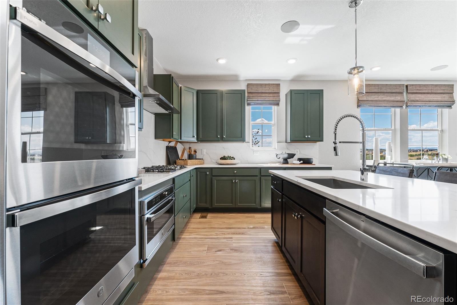 4261 Ridgewalk Point