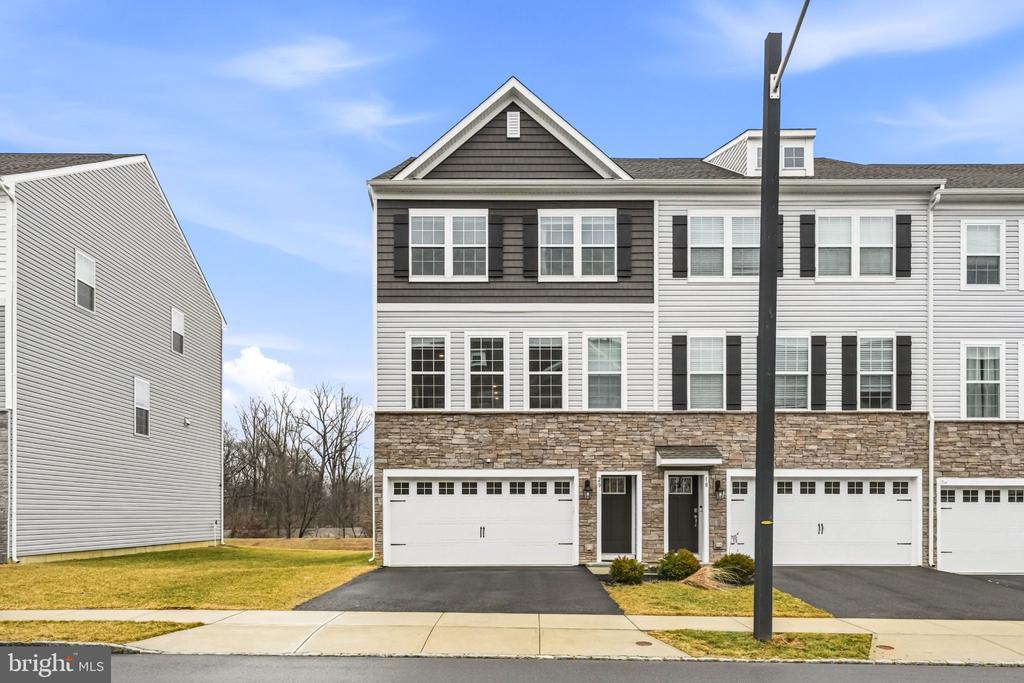 Welcome to 20 Sisters Farmstead Rd, a stunning townhouse in Mount Laurel. This thoughtfully designed home offers the perfect blend of comfort, space, and modern living.Step inside and be greeted by a light filled interior featuring an inviting formal dining room ideal for hosting family gatherings and entertaining. The spacious layout boasts three generously sized bedrooms, including a luxurious primary bedroom with an ensuite bathroom and a walk-in closet, providing ample storage and a peaceful retreat. A bright and airy living space is complemented by large windows to bring in all the natural light. The modern and updated kitchen flows seamlessly into the living area offering plenty of room to prepare meals and enjoy everyday living.Step outside to your private deck and take in the serene outdoor surroundings. A convenient finished basement provides access to the 2 garage, plenty storage and an extra living space. Sliding doors lead out to the patio and quiet backyard. Don’t miss this wonderful opportunity to own a beautifully townhouse in a prime location.