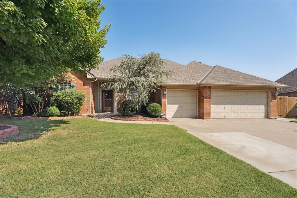 Welcome to a spacious and well-designed 4-bedroom, 3-bathroom home offering 2,316 square feet of comfortable living space. Ideal for those who value both function and flow, this property features a thoughtful layout perfect for everyday living and entertaining.
The open-concept living area connects seamlessly to a large kitchen with ample counter space and cabinetry—because running out of pantry space is only funny until it happens. With plenty of natural light, this home feels welcoming from the moment you step inside.
The primary bedroom is roomy and private, complete with an en-suite bathroom that includes dual sinks and a sizeable walk-in closet. Whether you’re tackling Monday morning routines or unwinding after a long day, this retreat delivers.
Three additional bedrooms offer flexibility for guests, home offices, or hobbies—finally, a place for that vintage vinyl collection. The third bathroom is conveniently located to serve both family and visitors alike.
Outside, the yard provides a blank canvas for gardening or weekend barbecues. Nearby, you’ll find Cascade Park just steps away, ideal for walks or playtime. For everyday essentials, a short drive takes you to a neighborhood grocery store. Commutes and school drop-offs are made easier with a local bus stop and Community Christian School within close proximity.
This property blends practicality with comfort, making it a solid choice for a variety of lifestyles. Take a tour and see if it feels like home—you bring the vision, it provides the space.