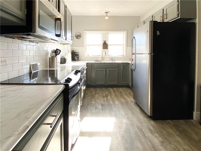 5677 S 2100 Road