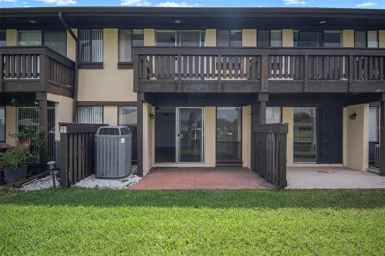 44 Club House Drive 106
