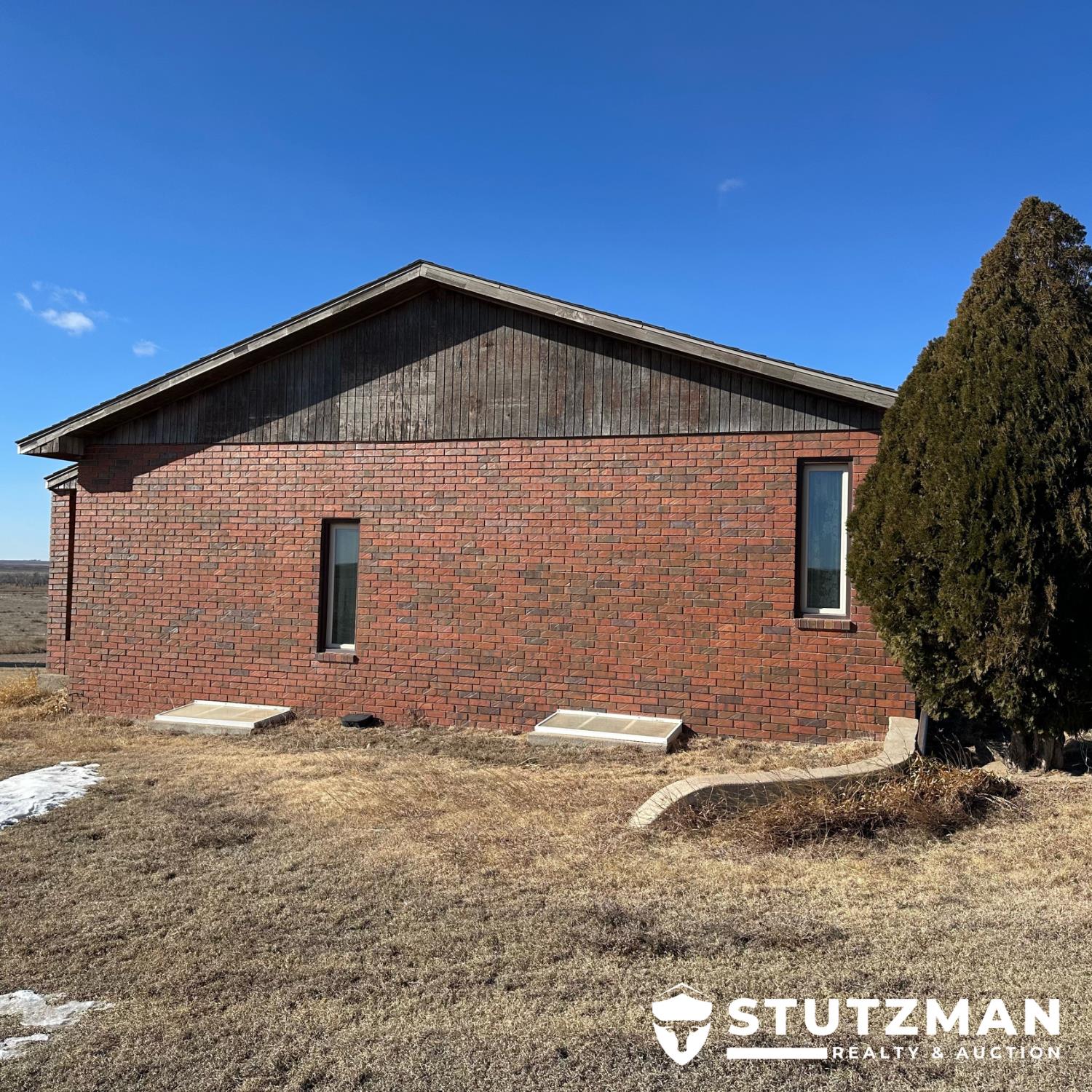 1047 Road H