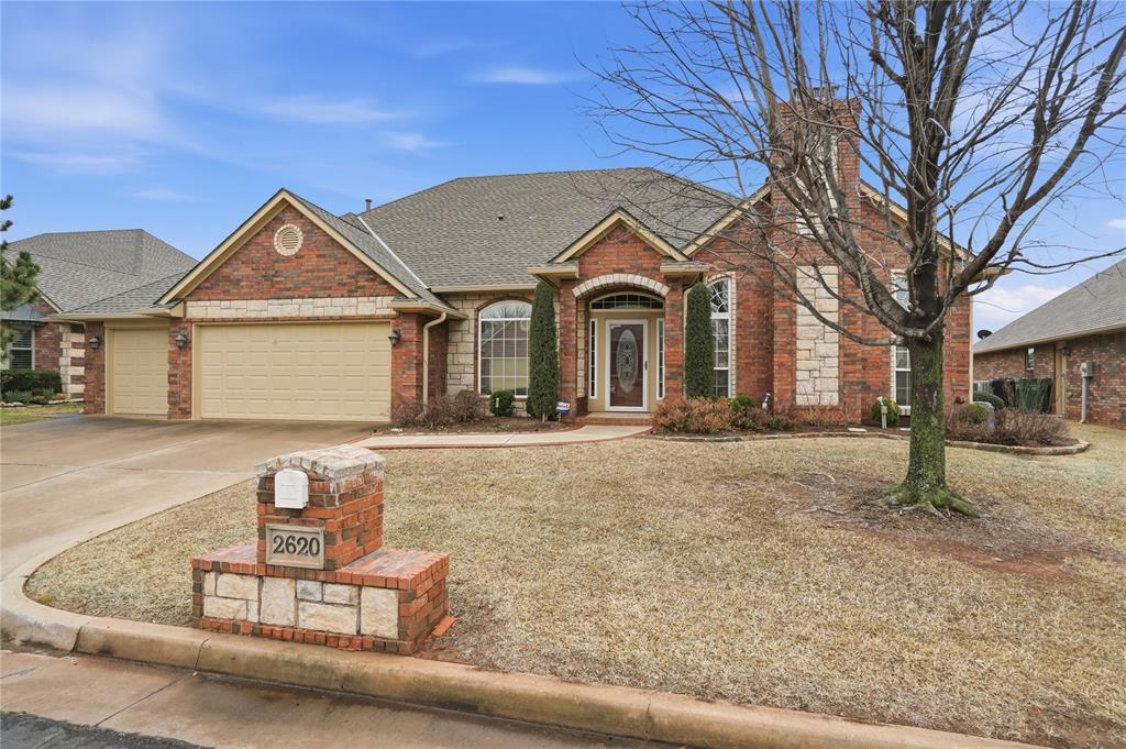 COME SEE THIS WONDERFUL HOME IN A GATED ADDITION! THIS PROPERTY IS A THREE-BEDROOM, TWO AND A HALF BATHS, TWO DINING AREAS, STUDY, LARGE LIVING AREA, AND A THREE-CAR GARAGE WITH EPOXY FLOORING, STORM SHELTER, AND A GARAGE LIFT TO THE ATTIC. ROOF, H&A UNIT, AND SIXTY-GALLON HOTWATER TANK HAVE ALL BEEN REPLACED IN THE LAST THREE YEARS. COME SEE THIS PROPERTY! NO DISAPPOINTMENTS HERE!