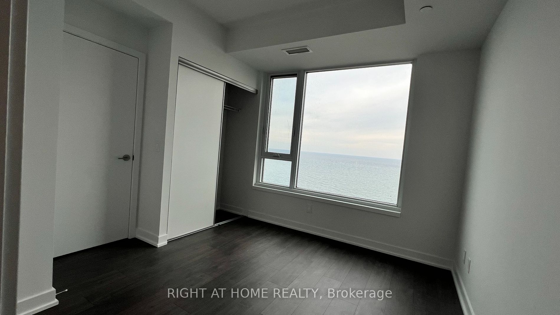 1928 W Lakeshore Blvd 2708